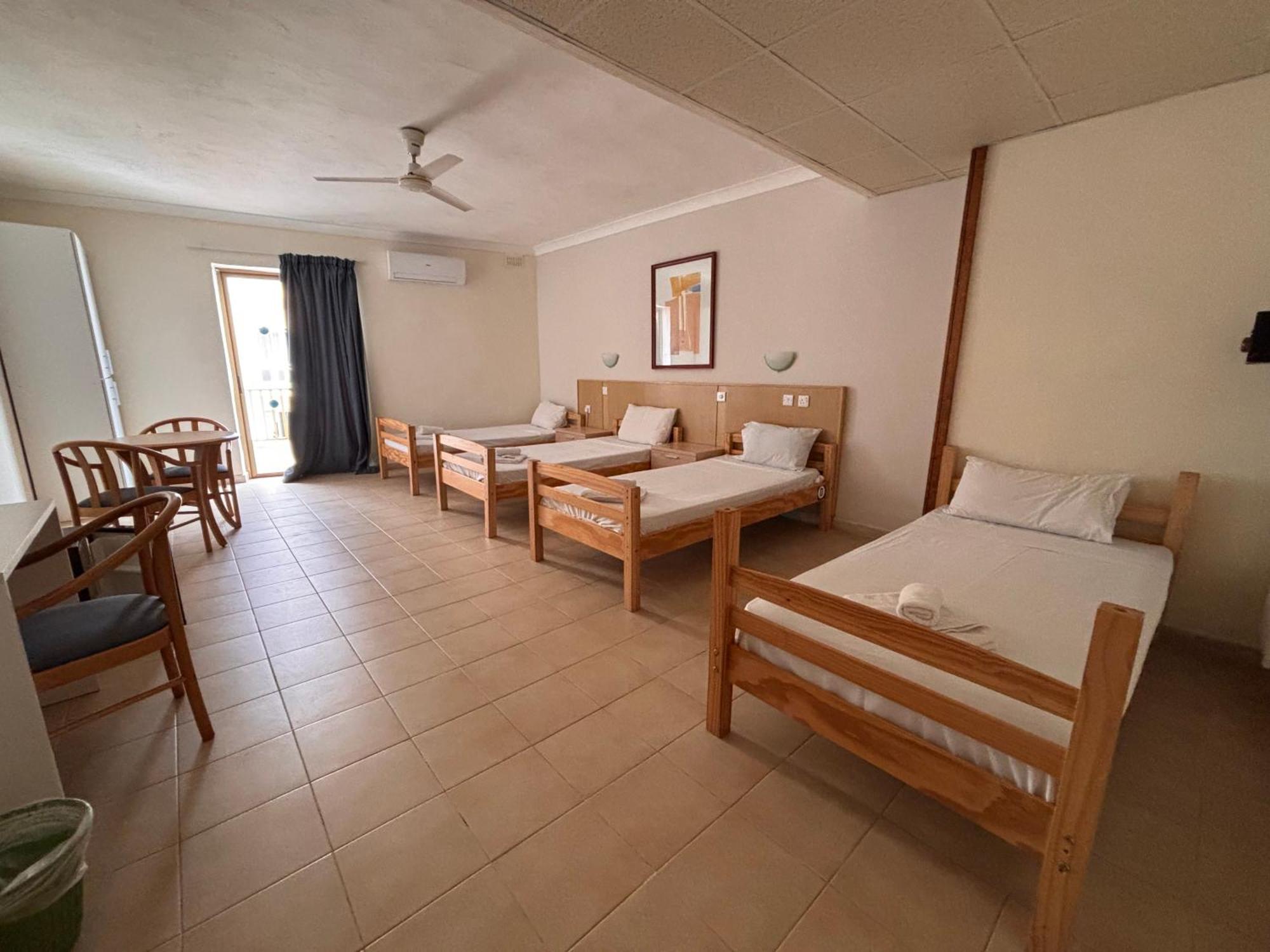 The San Anton Hotel Σεντ Πόλς Μπέι Δωμάτιο φωτογραφία