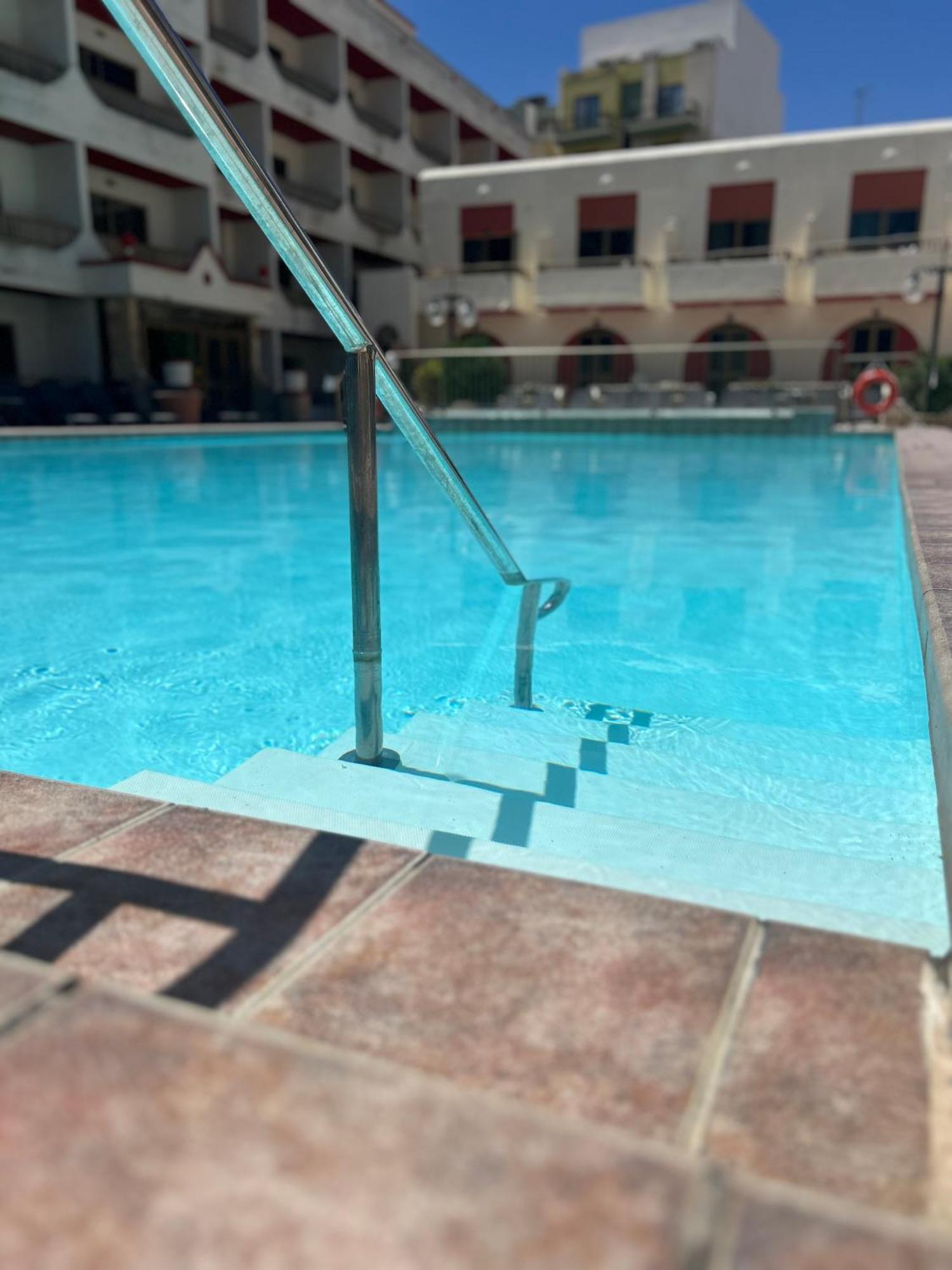 The San Anton Hotel Σεντ Πόλς Μπέι Εξωτερικό φωτογραφία